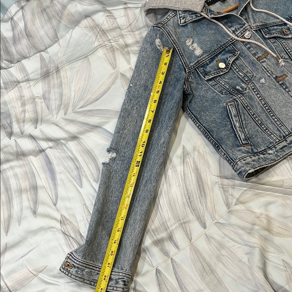 Veronica Beard Denim Jacket with Hoodie - Picture 11 of 12